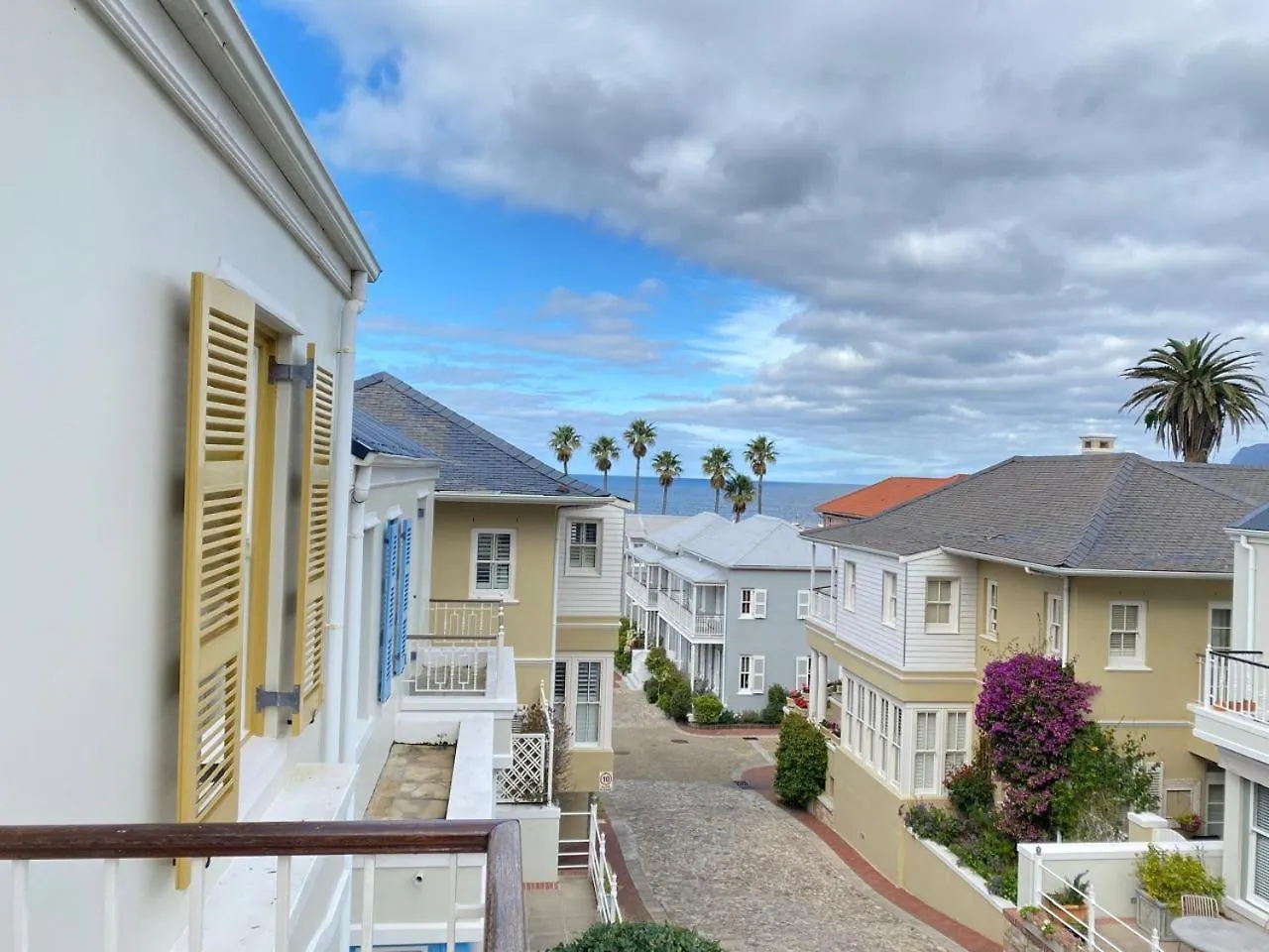Ferienwohnung Modern Coastal Townhouse At The Majestic Kalk Bay